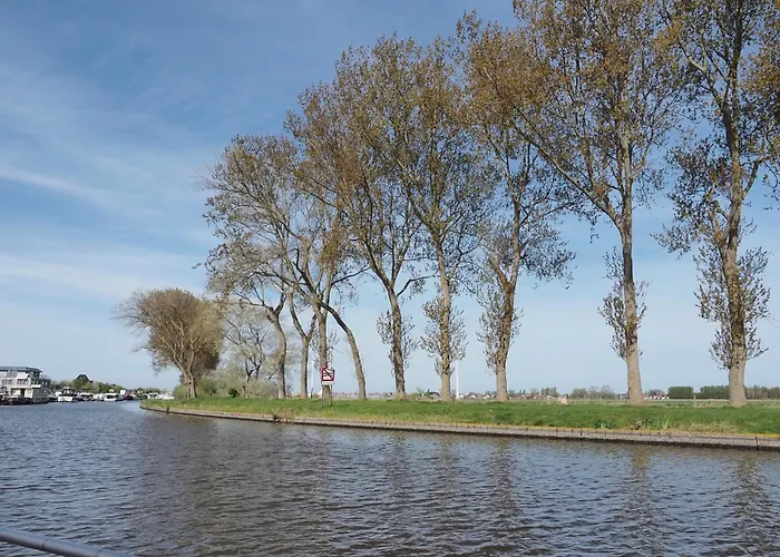 Houseboat Tiny Griffin Nieuwpoort